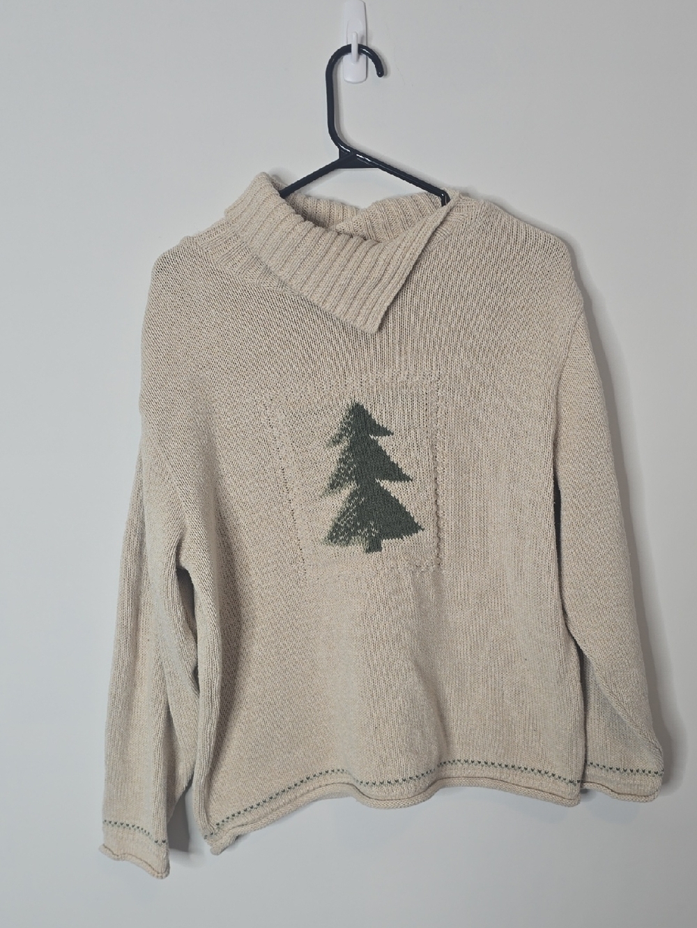 Vintage Beige Knit Women's Christmas  Sweater with Green Tree Motif